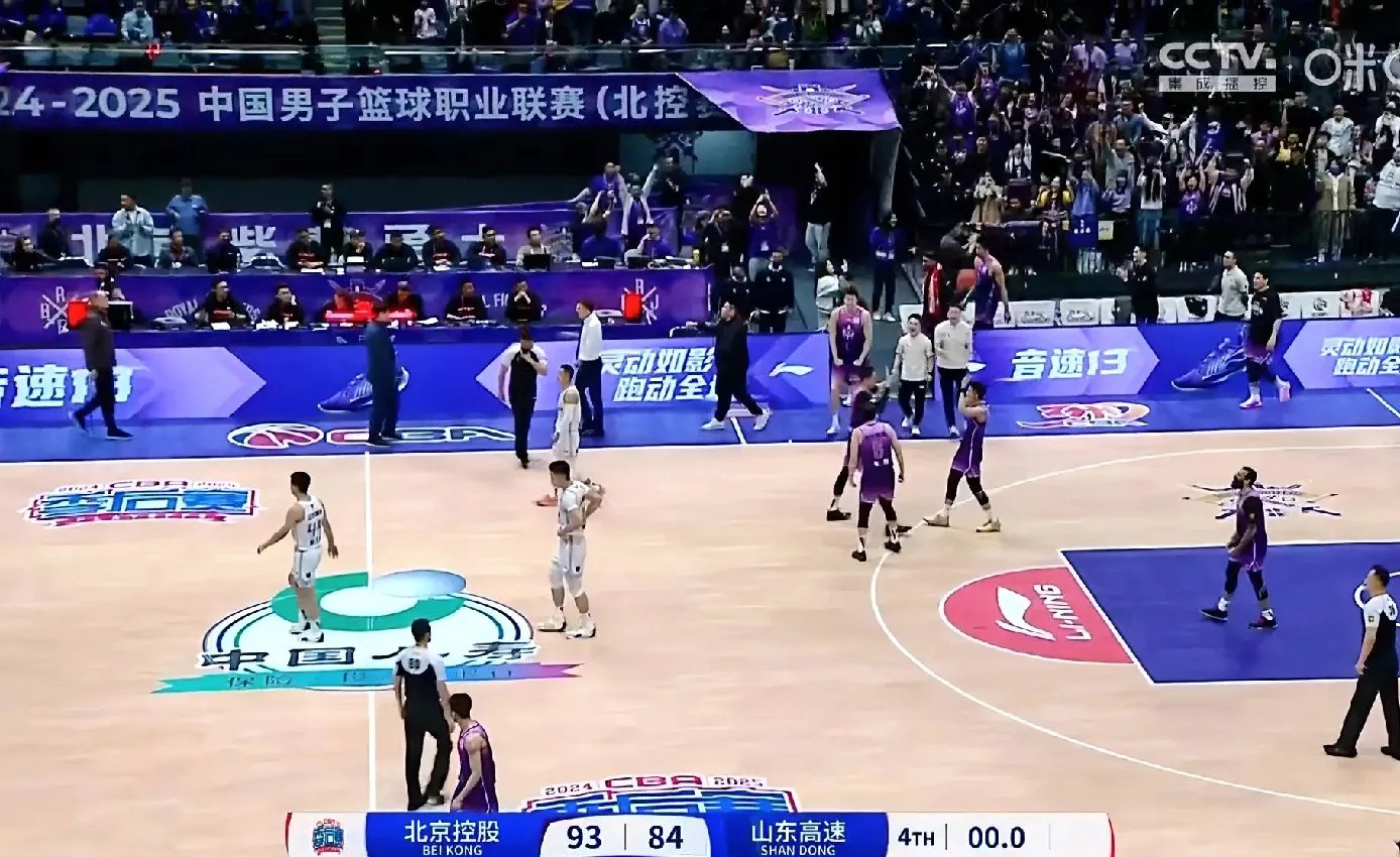 关于北京首钢迎法国杯关键赛，赛后内部沟通，底气十足，控场能力受关注的信息