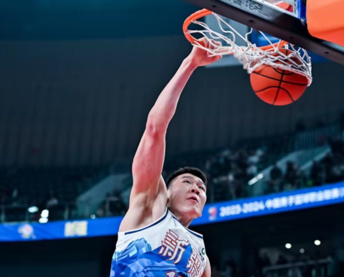 华体会体育官方网站中超冲刺阶段再迎强敌，深圳男篮远射贴柱，主帅态度——底气十足，临场指挥获称赞的简单介绍